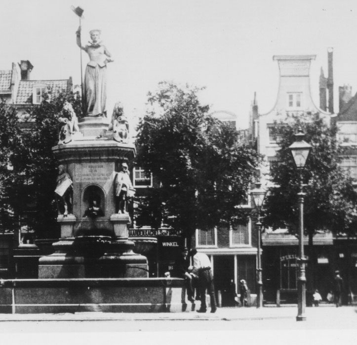 Monument-1872-Nieuwe-Markt-Rotterdam-Slagerij-Hoefsmit